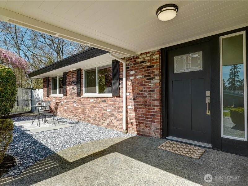 12404 SE 26th Place , Bellevue, WA 98005