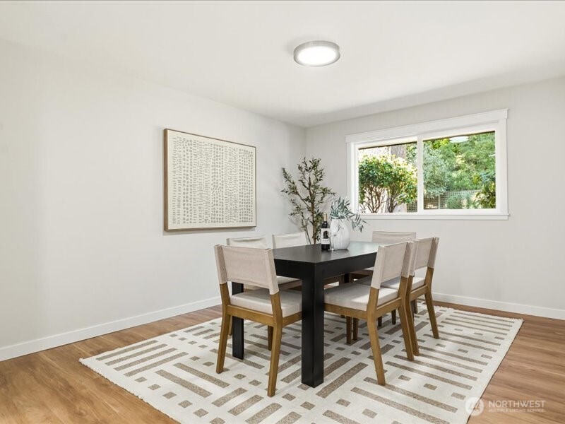 12404 SE 26th Place , Bellevue, WA 98005