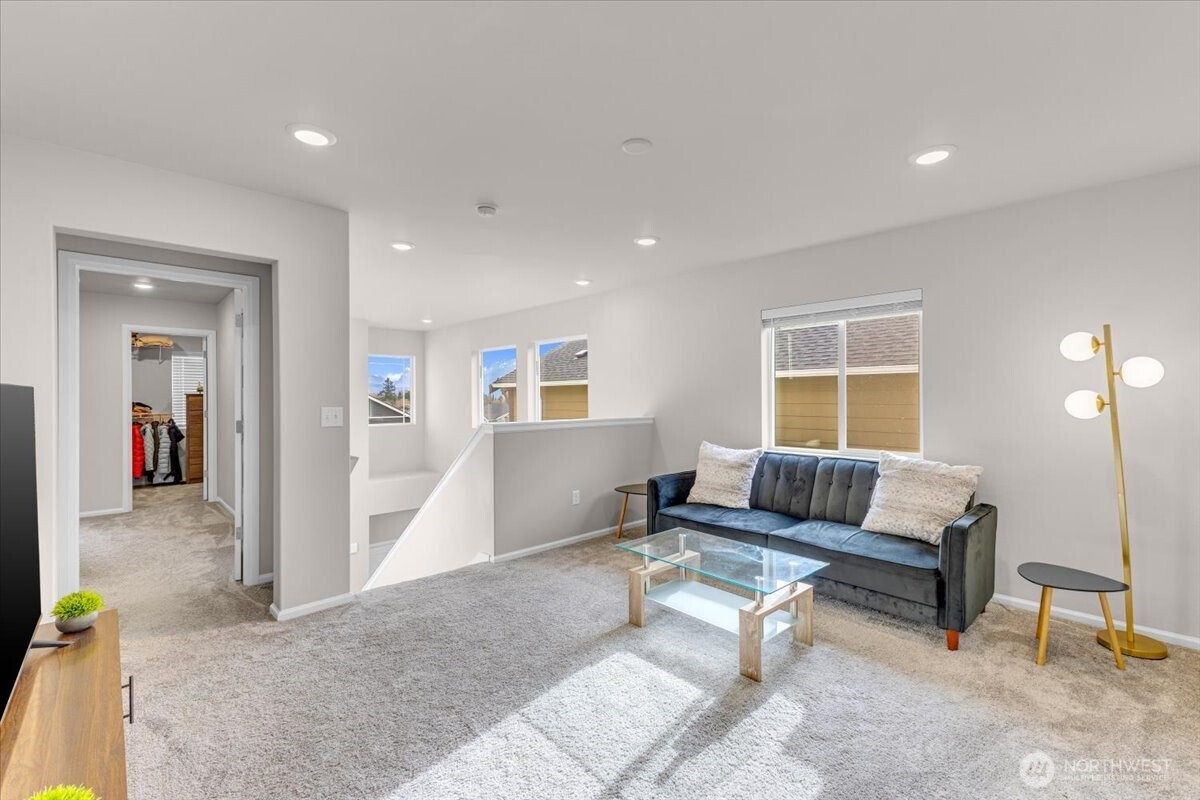 1521 10th Place , Sultan, WA 98294