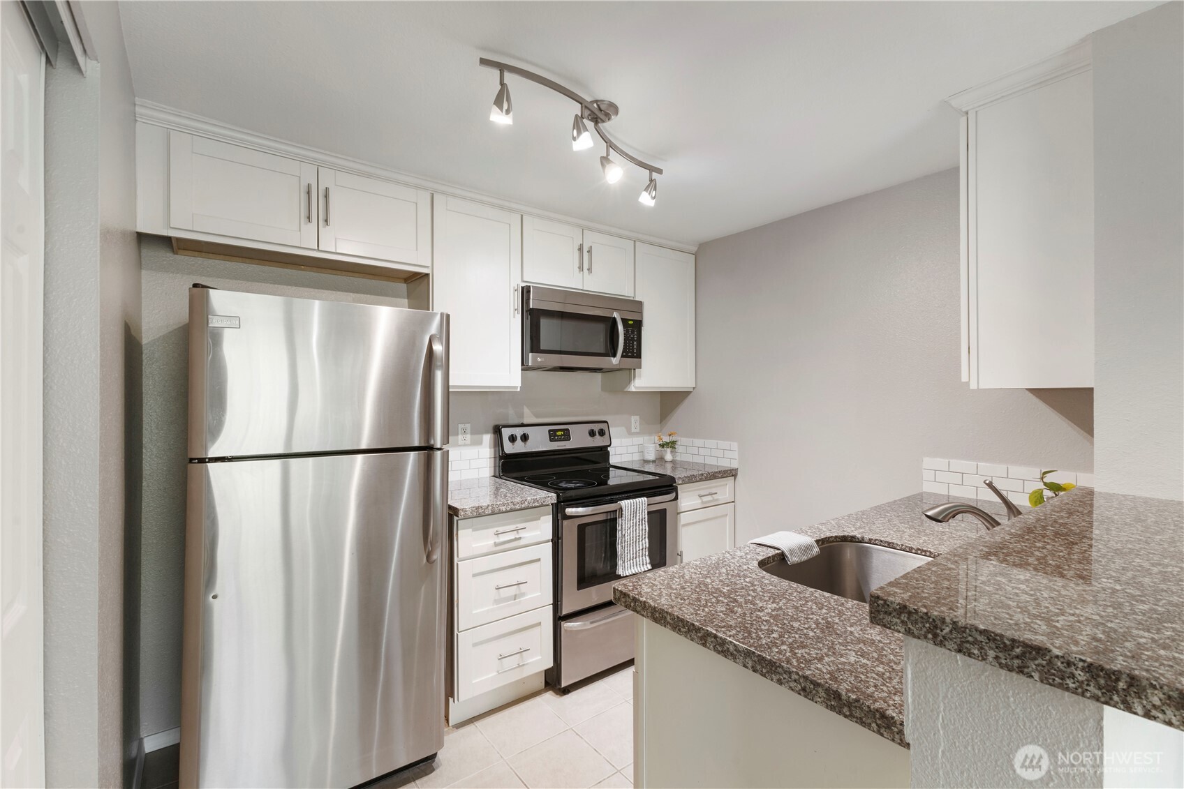 11002 SE Petrovitsky Road #G203, Renton, WA 98055