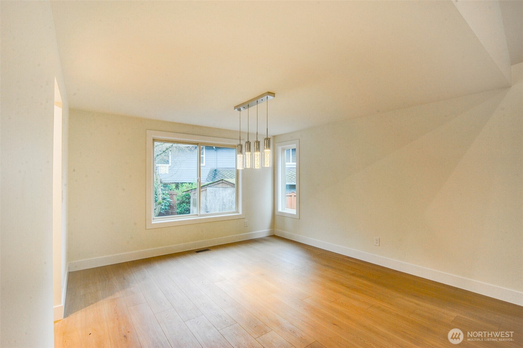 18501 28th Avenue SE, Bothell, WA 98012