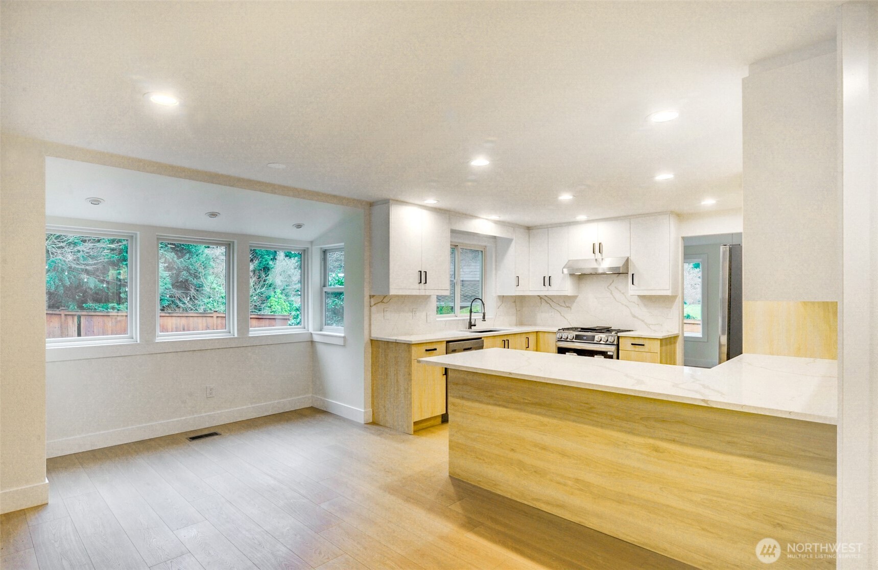 18501 28th Avenue SE, Bothell, WA 98012