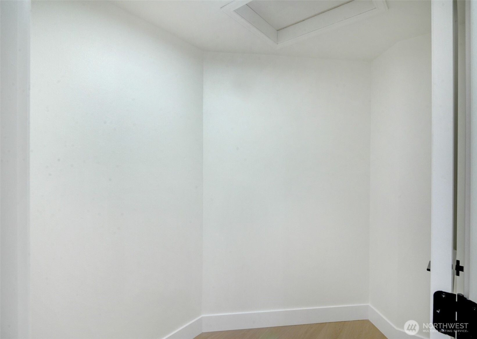 18501 28th Avenue SE, Bothell, WA 98012