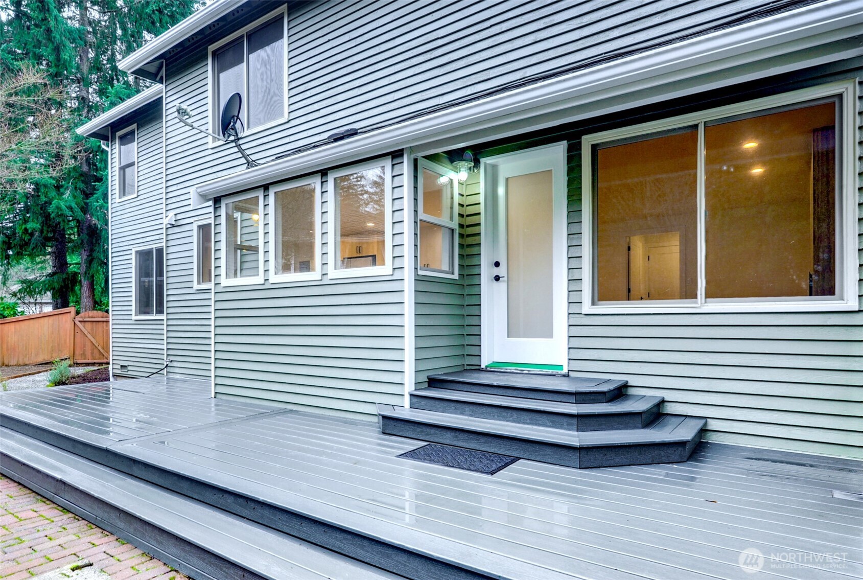 18501 28th Avenue SE, Bothell, WA 98012