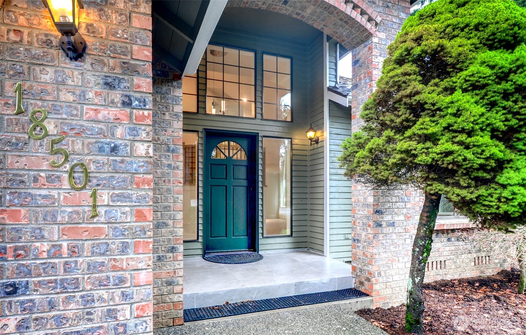 18501 28th Avenue SE, Bothell, WA 98012