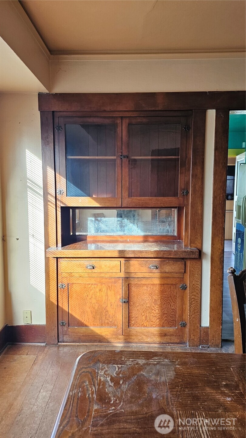 423 S 34th Street , Tacoma, WA 98418