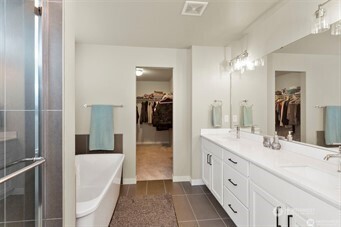 7713 92nd Place NE, Marysville, WA 98270