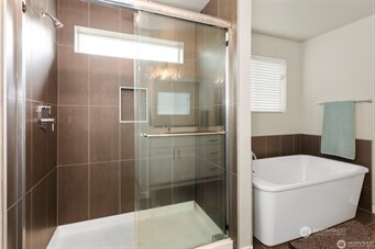 7713 92nd Place NE, Marysville, WA 98270