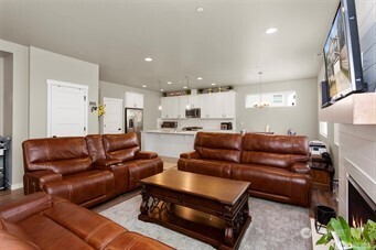 7713 92nd Place NE, Marysville, WA 98270