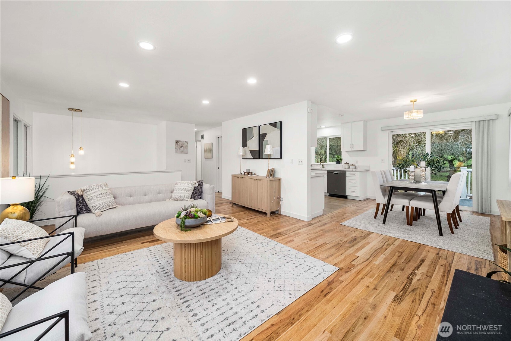 7332 S 131 Court , Seattle, WA 98178