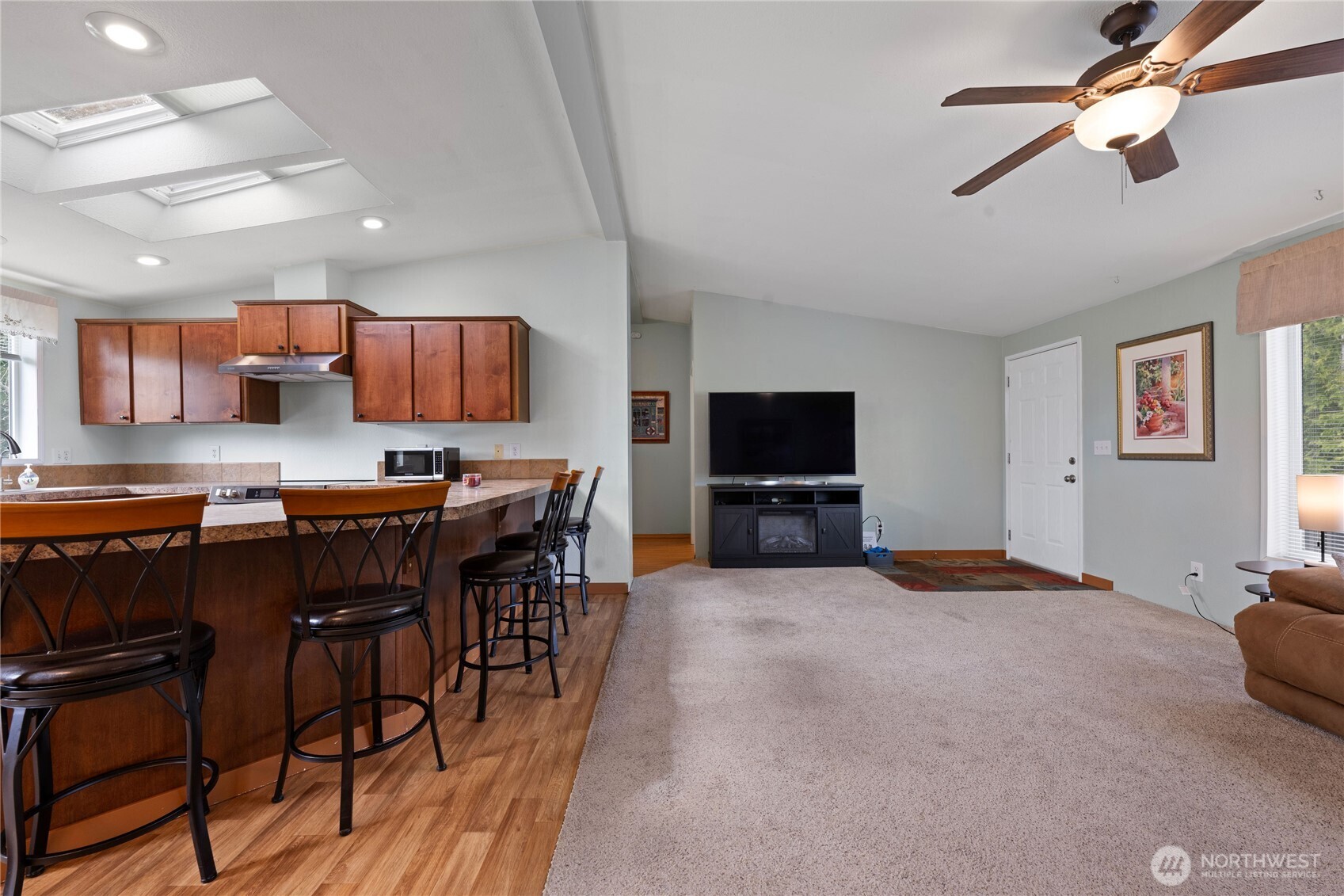 2512 Sid Snyder Drive , Long Beach, WA 98631