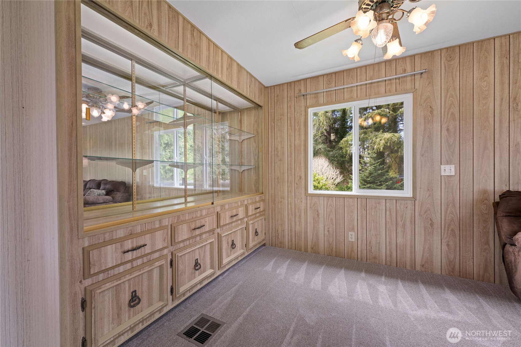 2512 Sid Snyder Drive , Long Beach, WA 98631