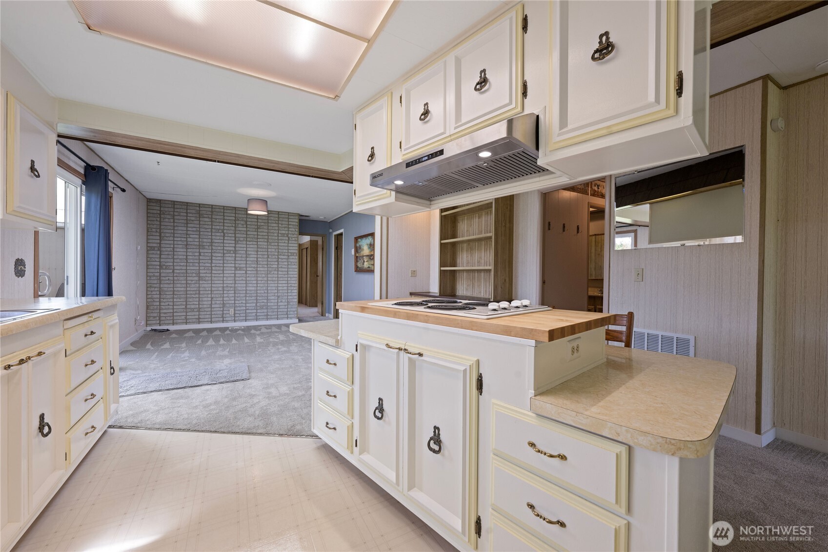 2512 Sid Snyder Drive , Long Beach, WA 98631