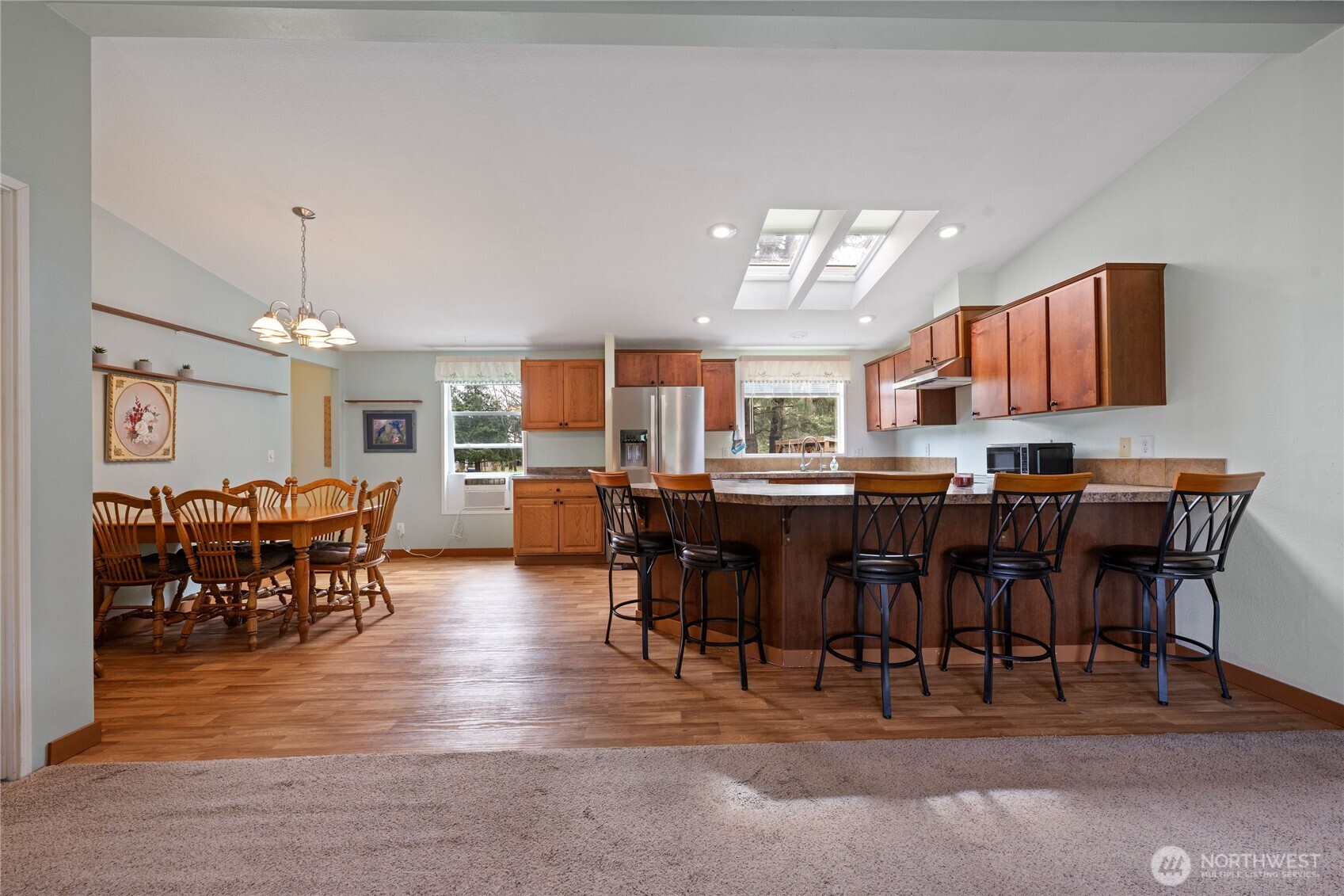 2512 Sid Snyder Drive , Long Beach, WA 98631