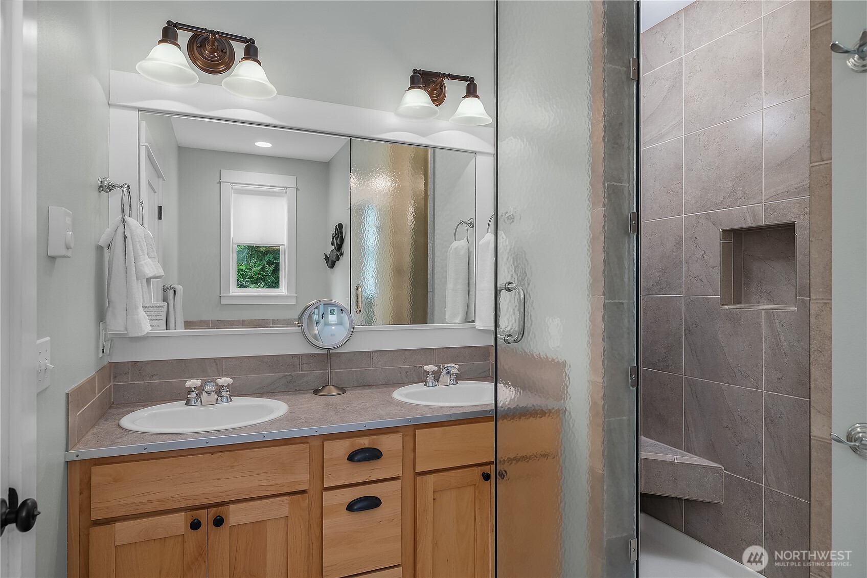 251 Meriweather Street , Pacific Beach, WA 98571