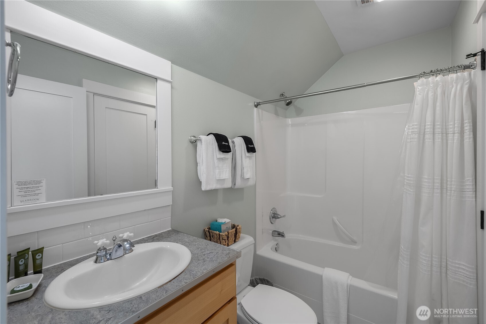 251 Meriweather Street , Pacific Beach, WA 98571