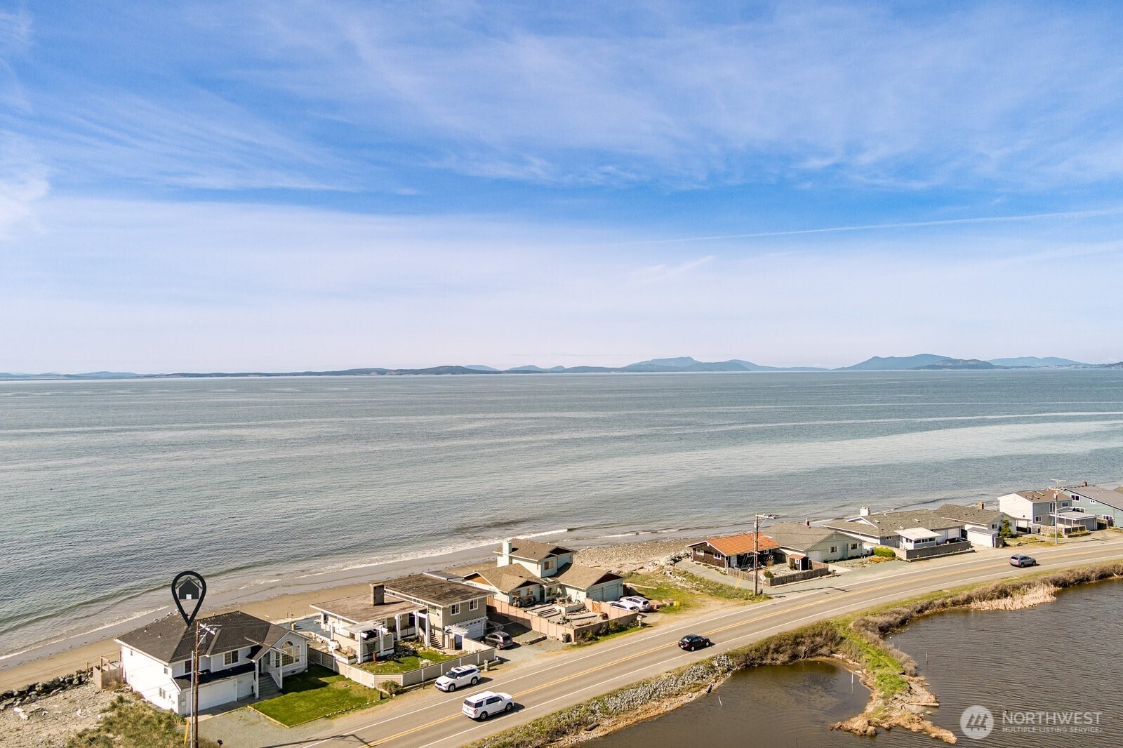 2585 West Beach Road , Oak Harbor, WA 98277