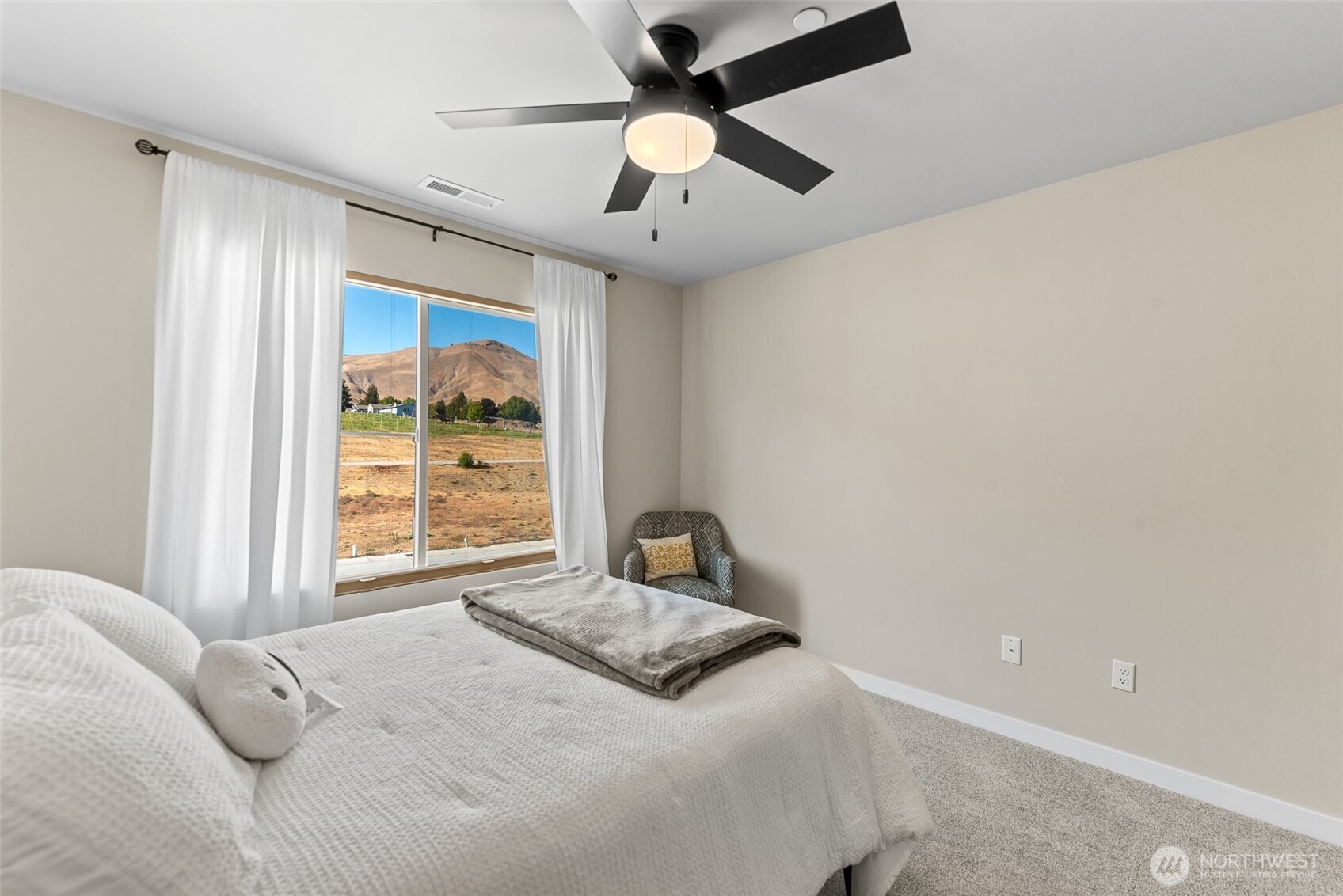 143 Sienna Road , Wenatchee, WA 98801