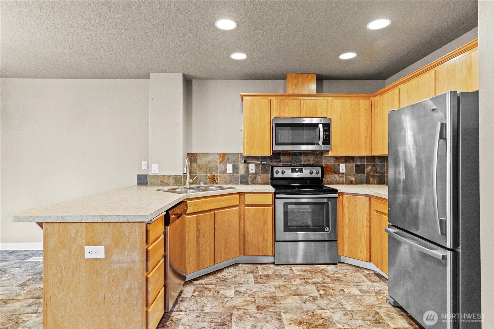 7200 34th Avenue NE, Lacey, WA 98516