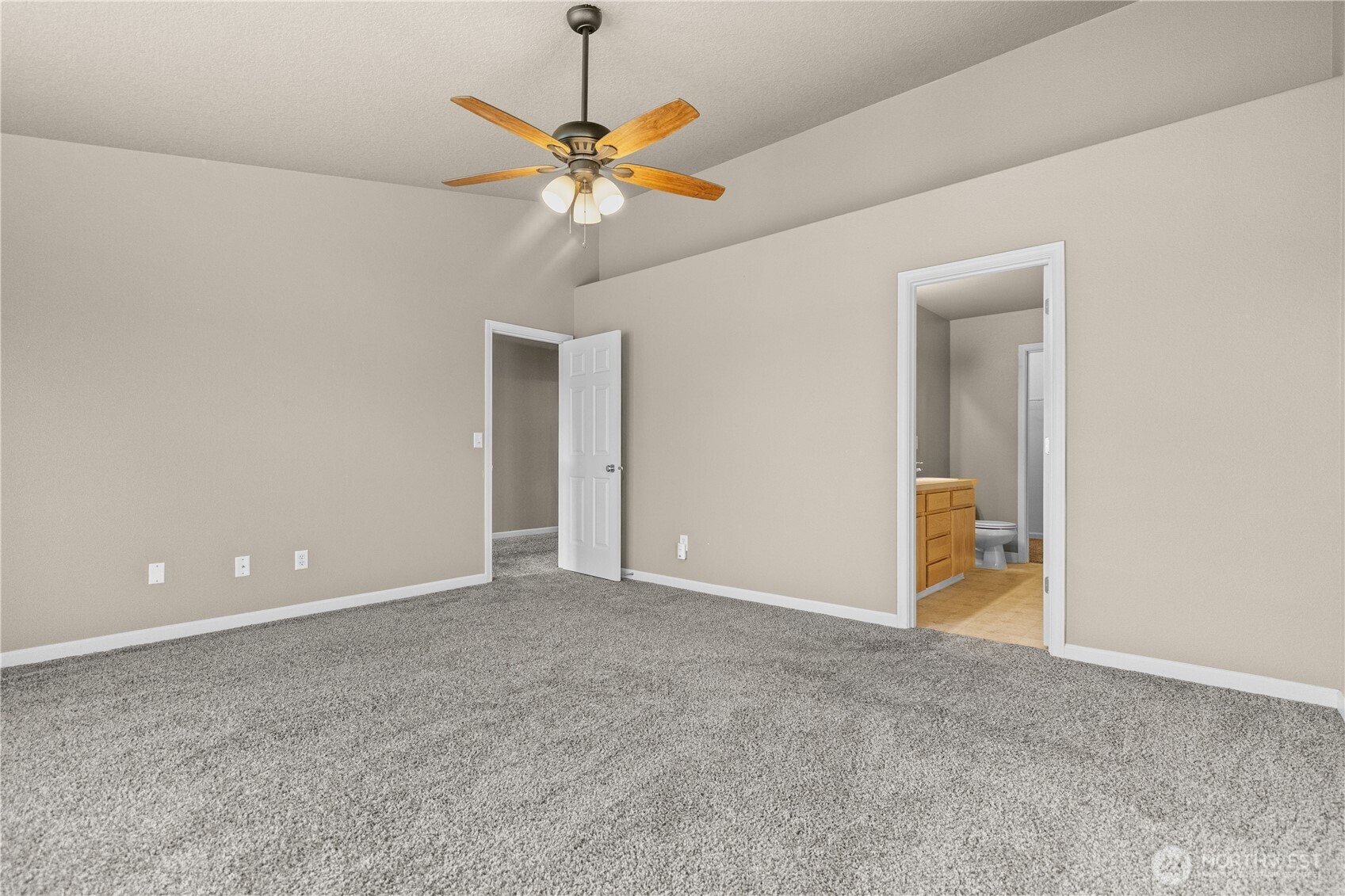 7200 34th Avenue NE, Lacey, WA 98516