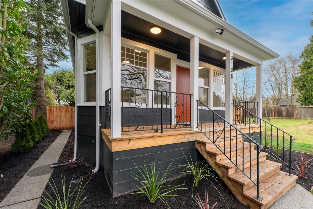 3108 S 8th Street , Tacoma, WA 98405