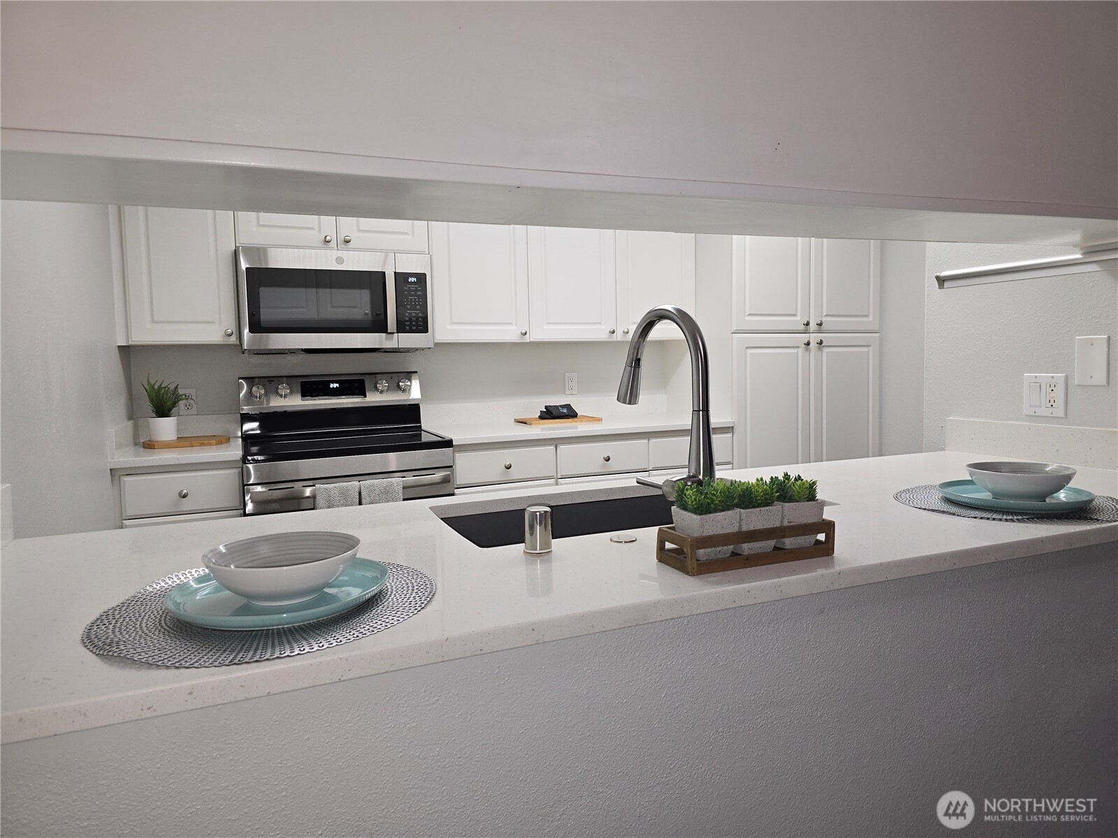 7417 Old redmond Road , Redmond, WA 98052