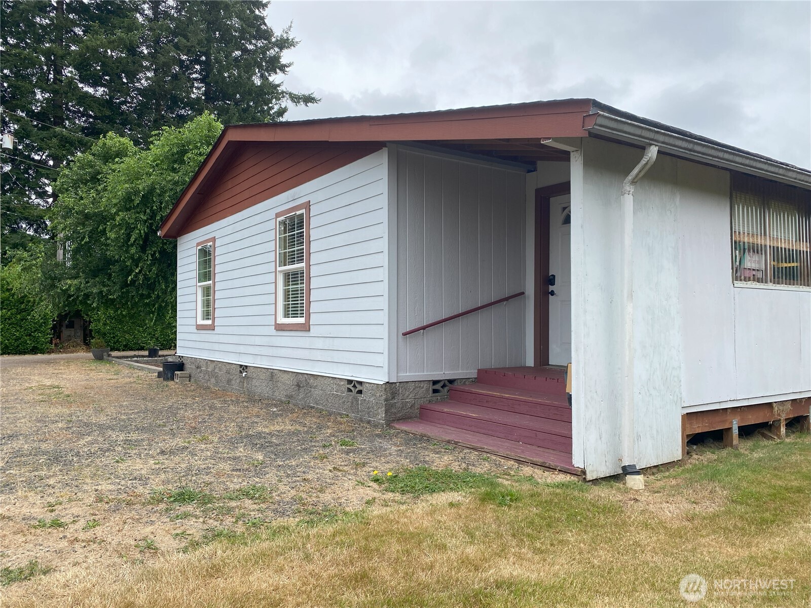 234 SE E st , Forks, WA 98331