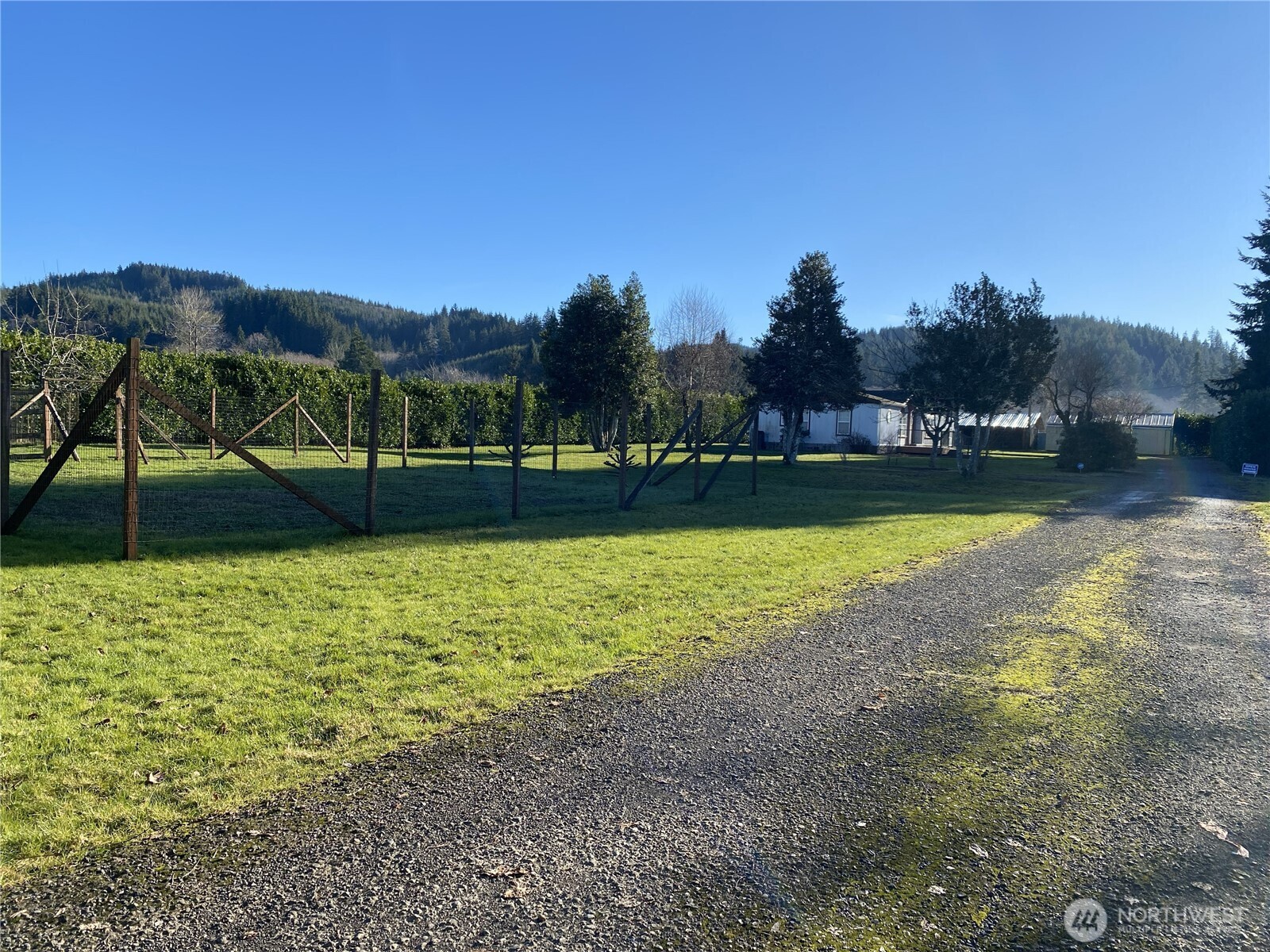 234 SE E st , Forks, WA 98331