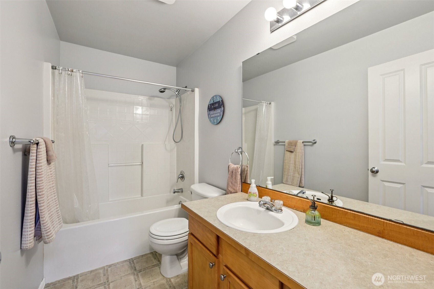 6644 Francis Loop SE, Auburn, WA 98092-8212