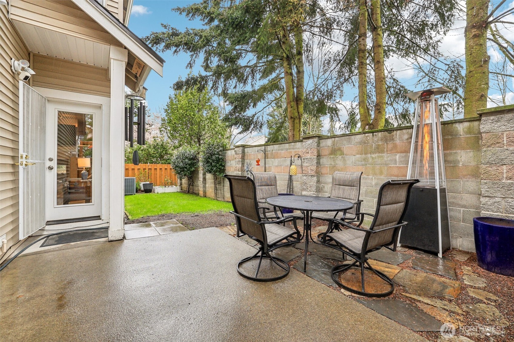 6644 Francis Loop SE, Auburn, WA 98092-8212