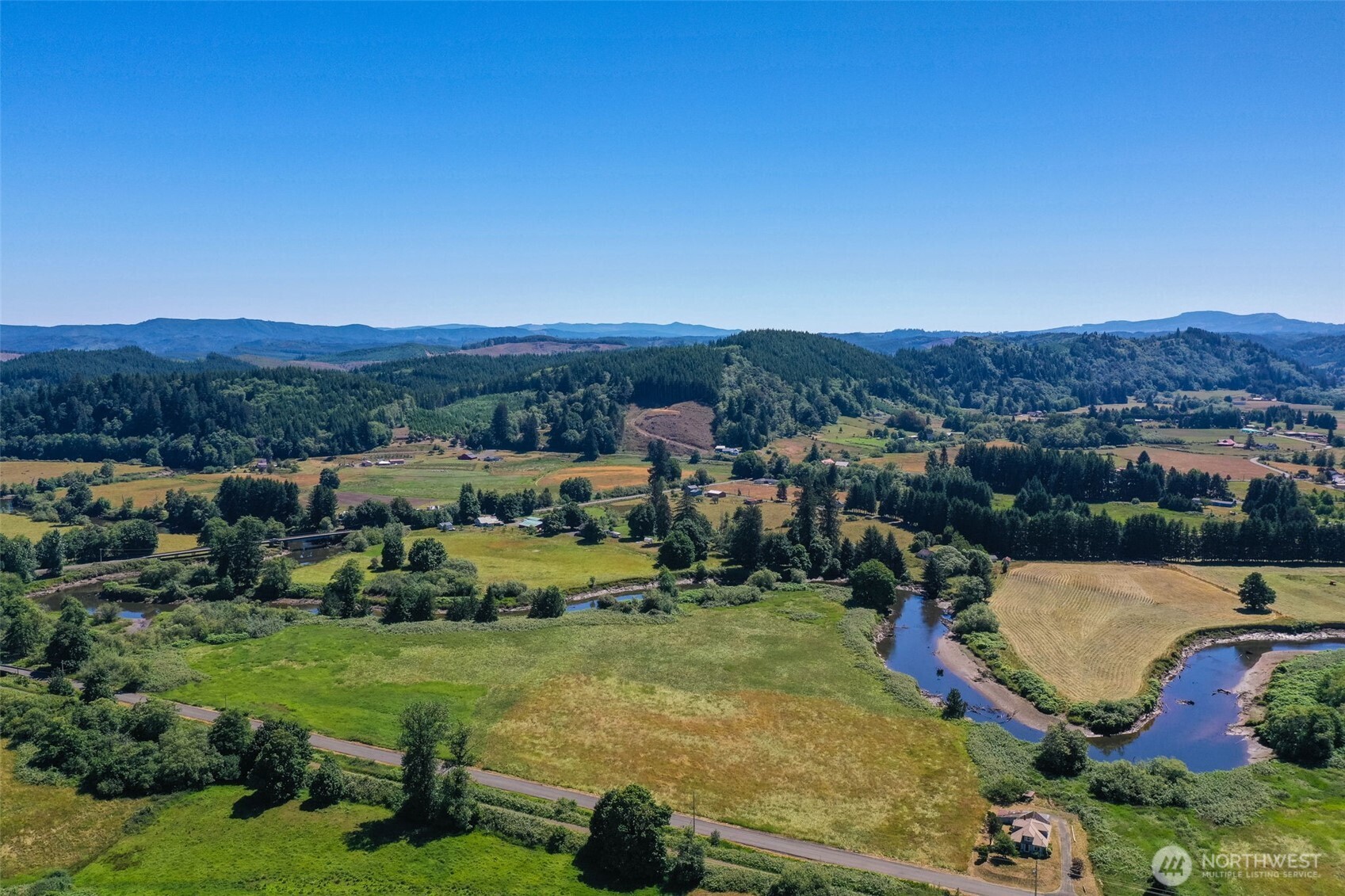 2001 Heckard Road , Raymond, WA 98577
