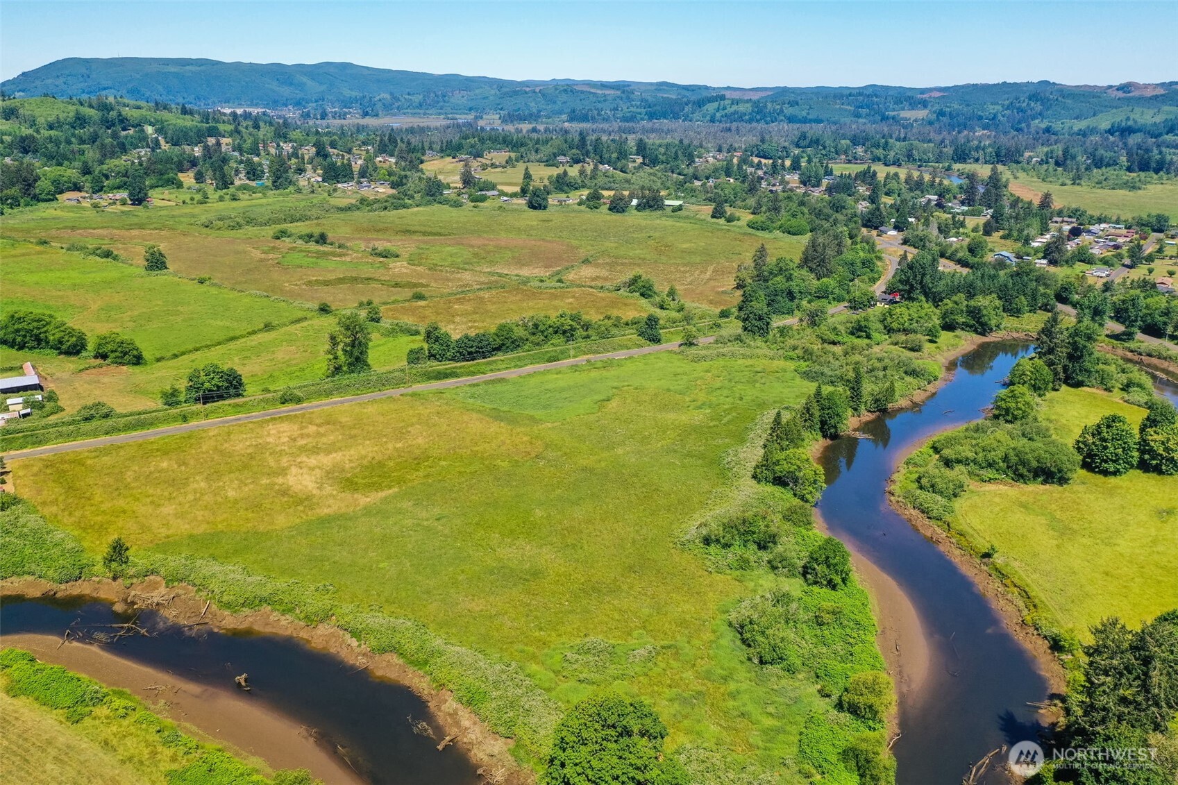 2001 Heckard Road , Raymond, WA 98577