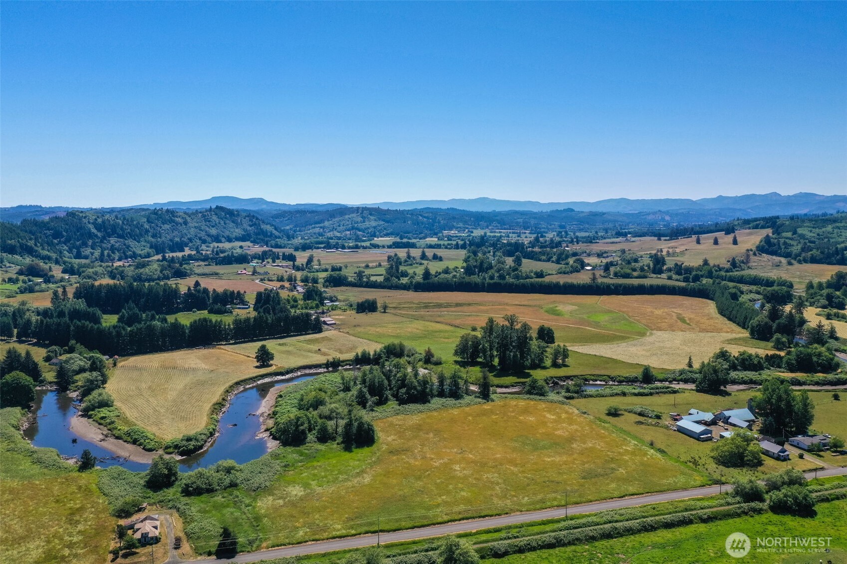 2001 Heckard Road , Raymond, WA 98577