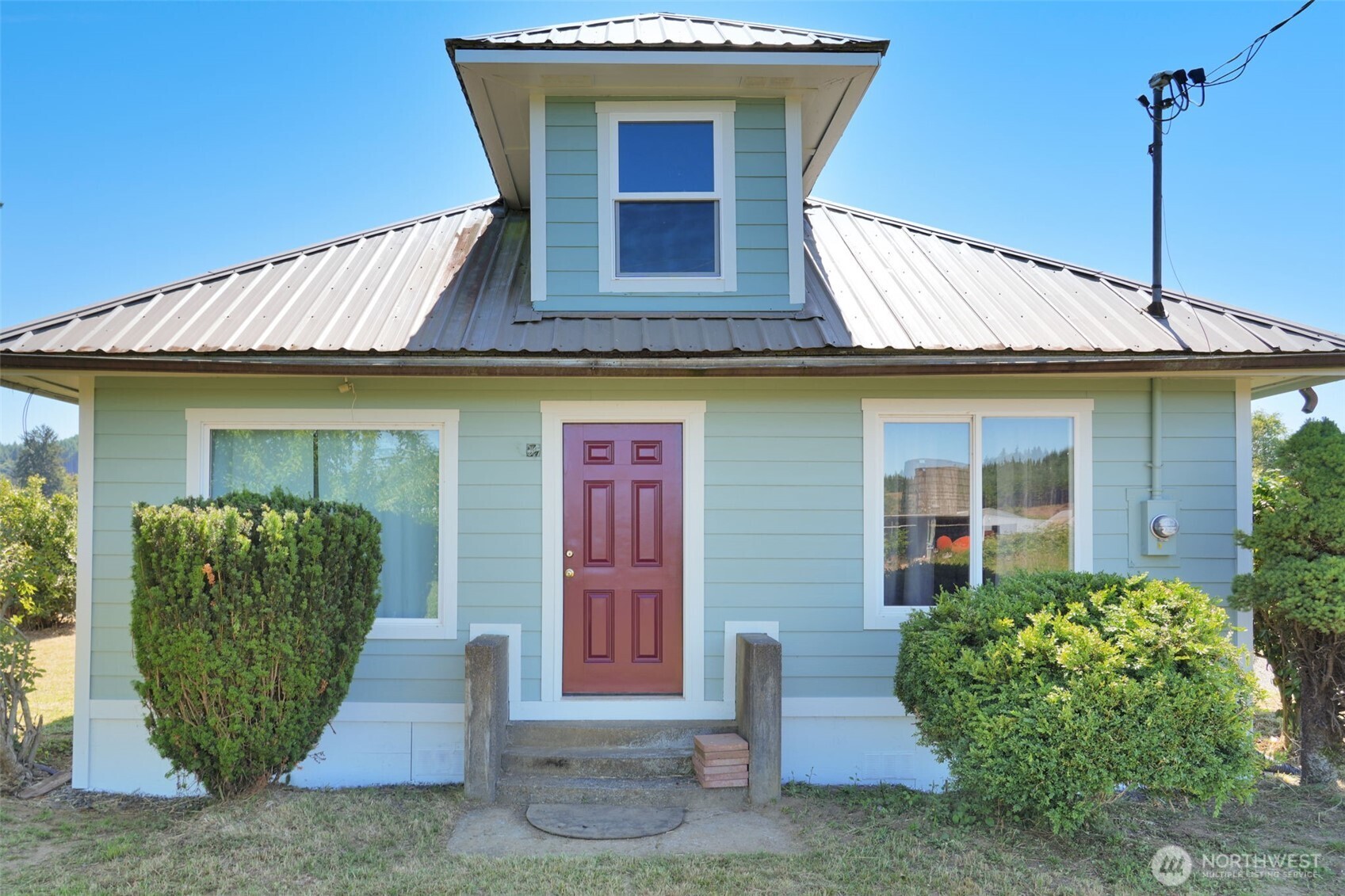 2001 Heckard Road , Raymond, WA 98577