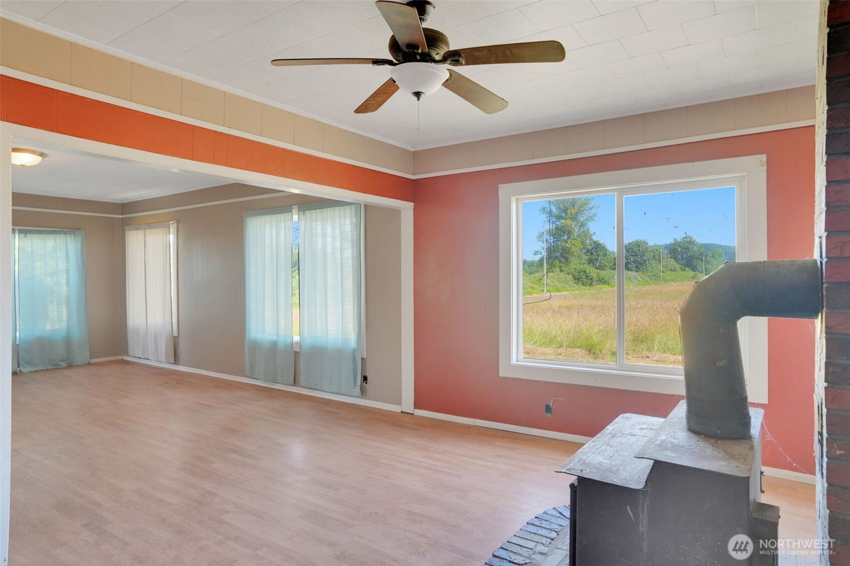 2001 Heckard Road , Raymond, WA 98577