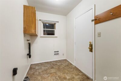 10114 Canyon Road E, Puyallup, WA 98373 - Photo 13