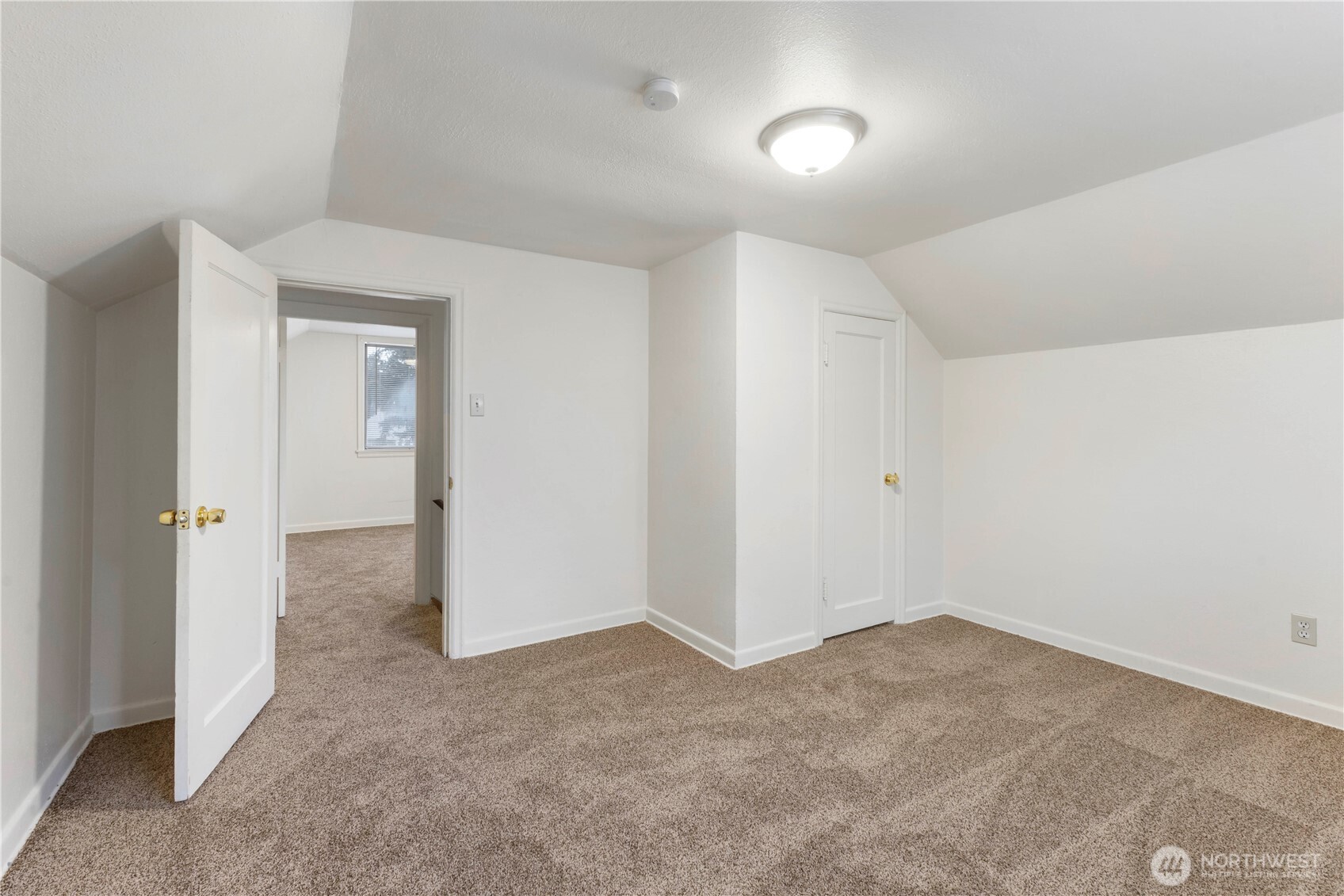 10114 Canyon Road E, Puyallup, WA 98373