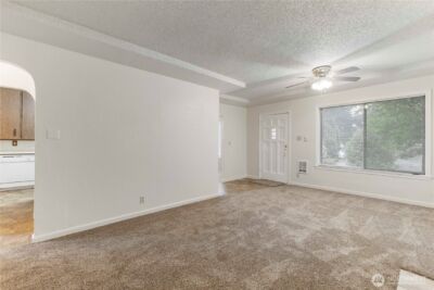 10114 Canyon Road E, Puyallup, WA 98373 - Photo 6