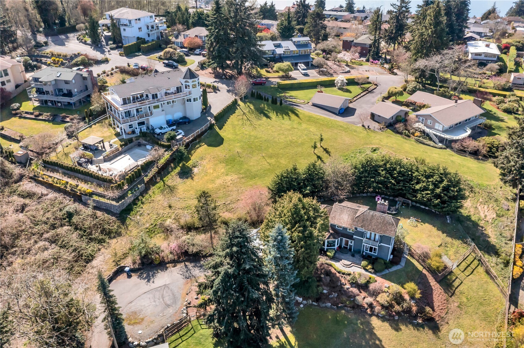 6210 Dash Point Boulevard NE, Tacoma, WA 98422
