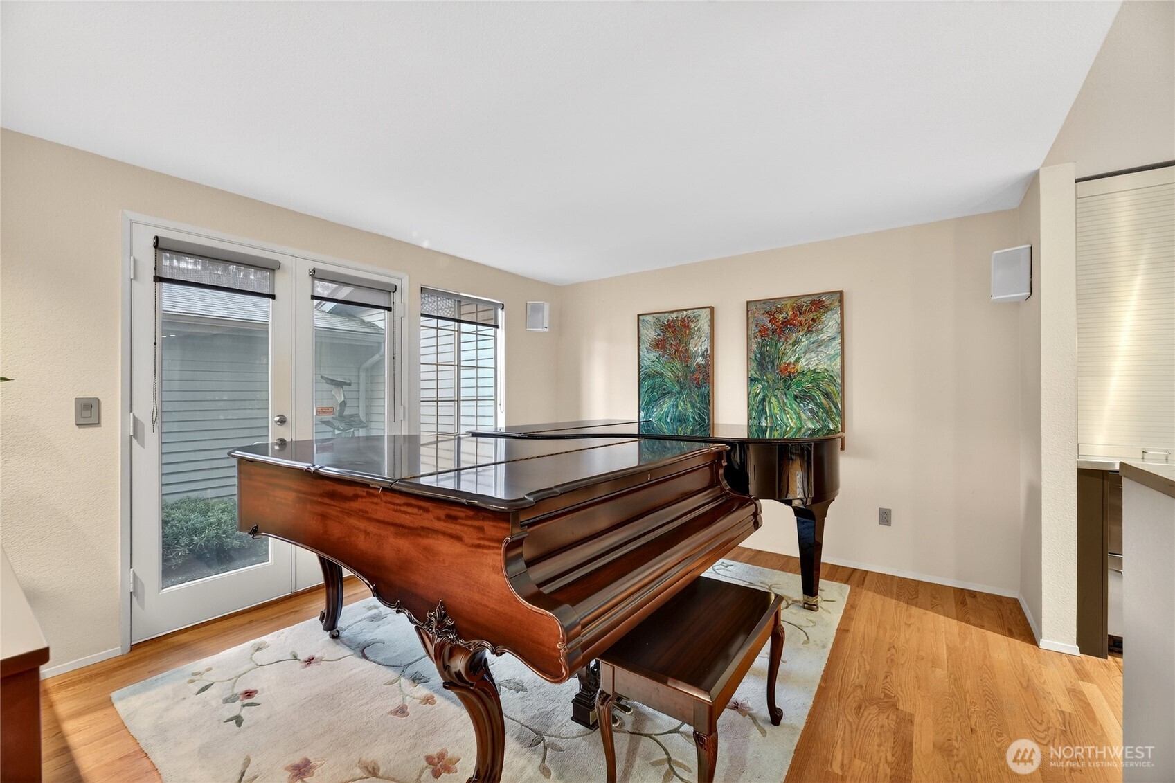 6640 114th Avenue SE, Bellevue, WA 98006