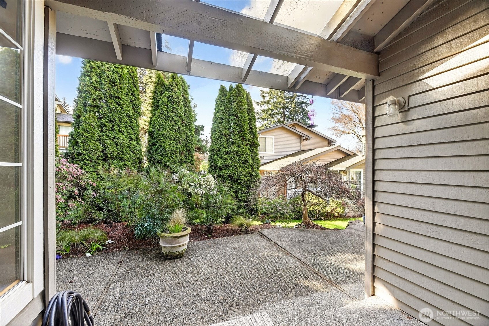 6640 114th Avenue SE, Bellevue, WA 98006