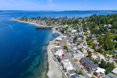 4131 Beach Drive SW, Seattle, WA 98116 - Photo 2