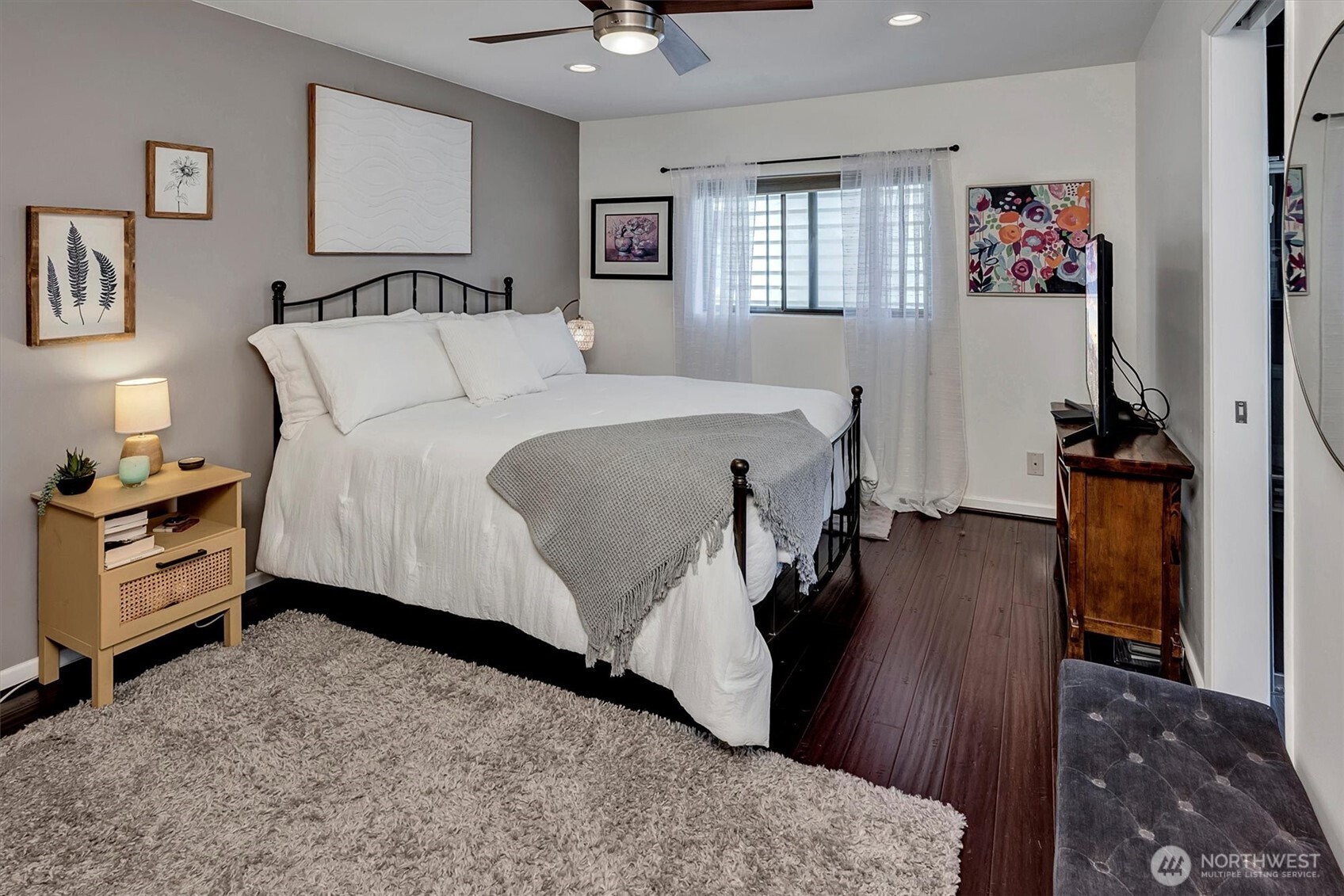 4131 Beach Drive SW, Seattle, WA 98116