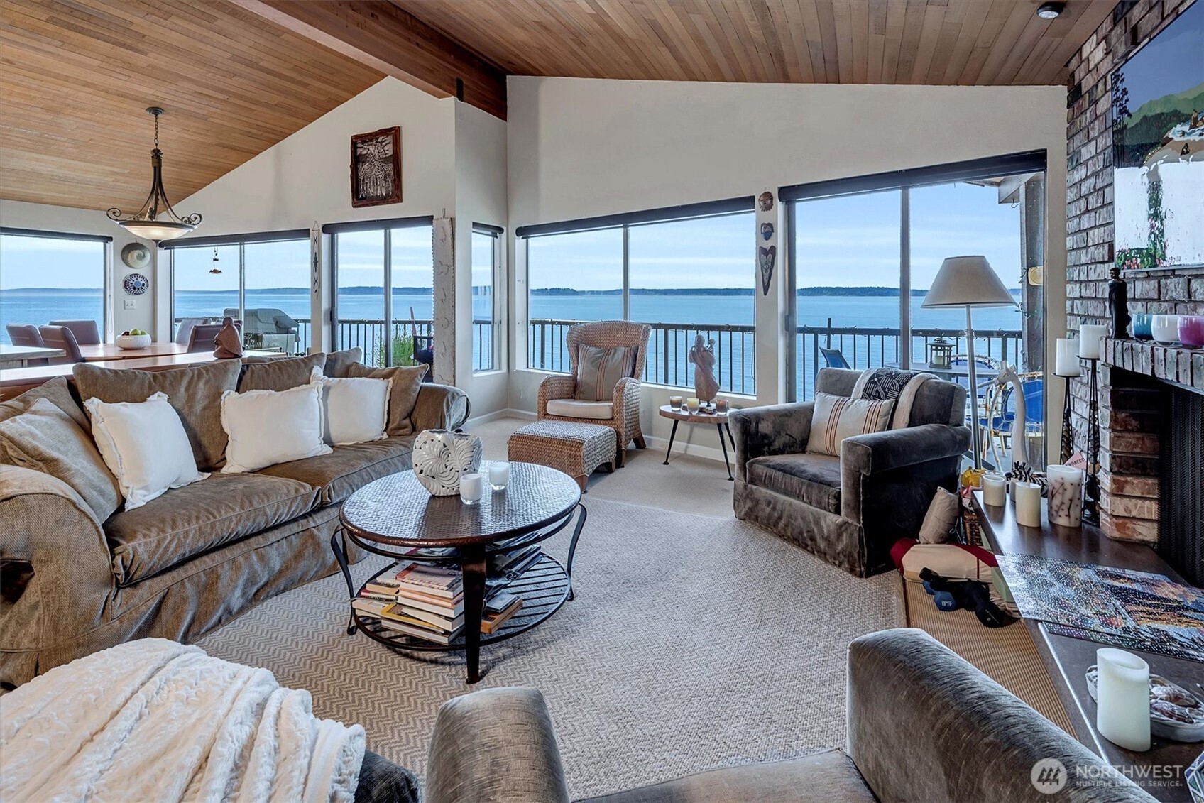 4131 Beach Drive SW, Seattle, WA 98116