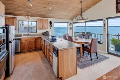 4131 Beach Drive SW, Seattle, WA 98116 - Photo 33