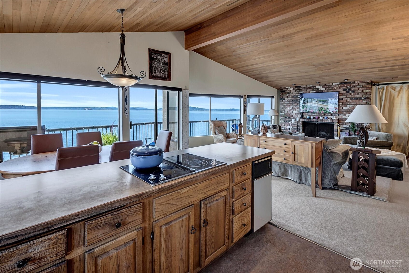 4131 Beach Drive SW, Seattle, WA 98116