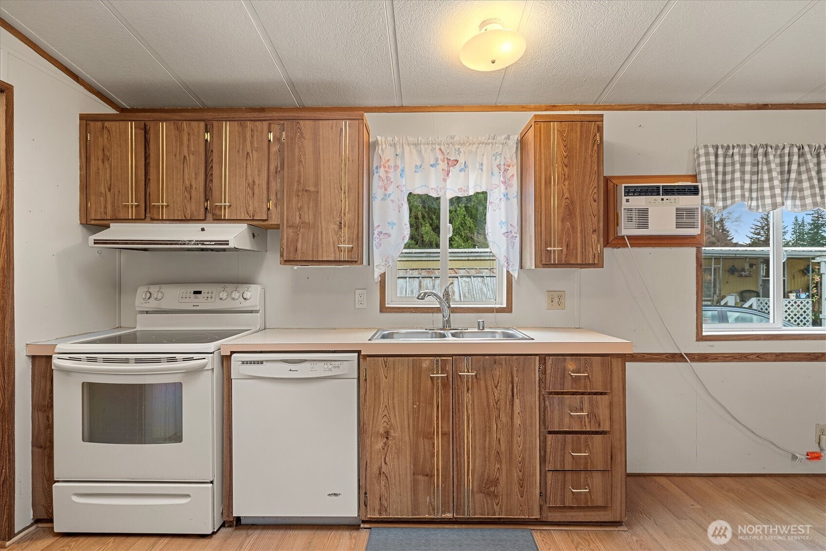 9403 Pierce Lane #24, Sedro Woolley, WA 98284