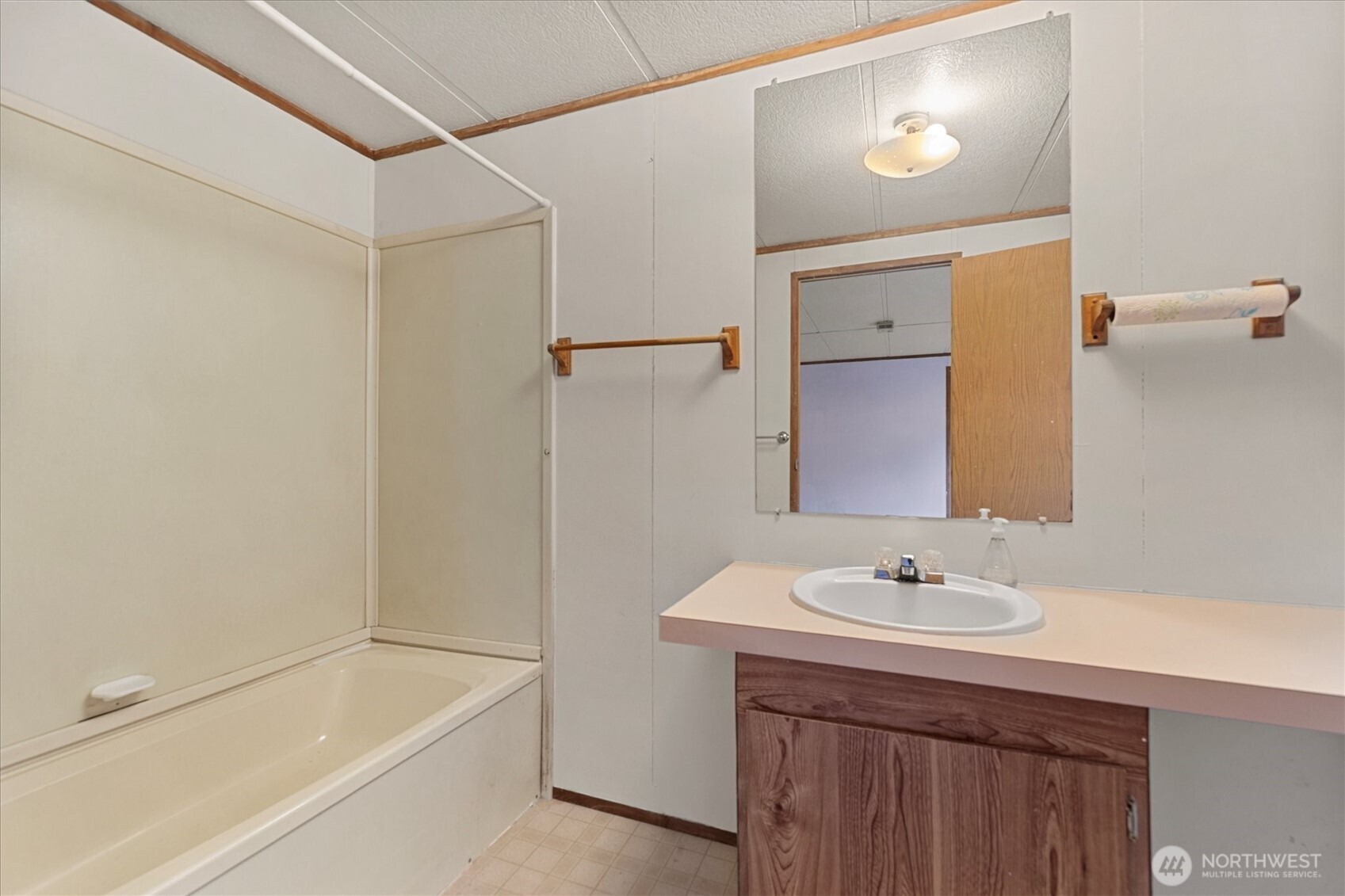 9403 Pierce Lane #24, Sedro Woolley, WA 98284