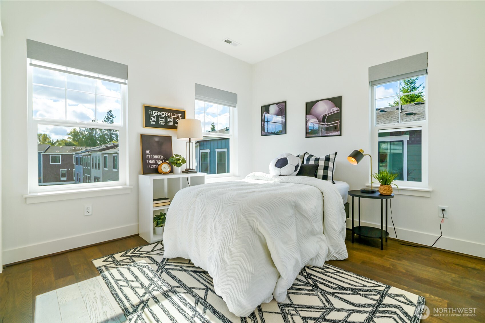 14131 266th Avenue NE #101, Duvall, WA 98019