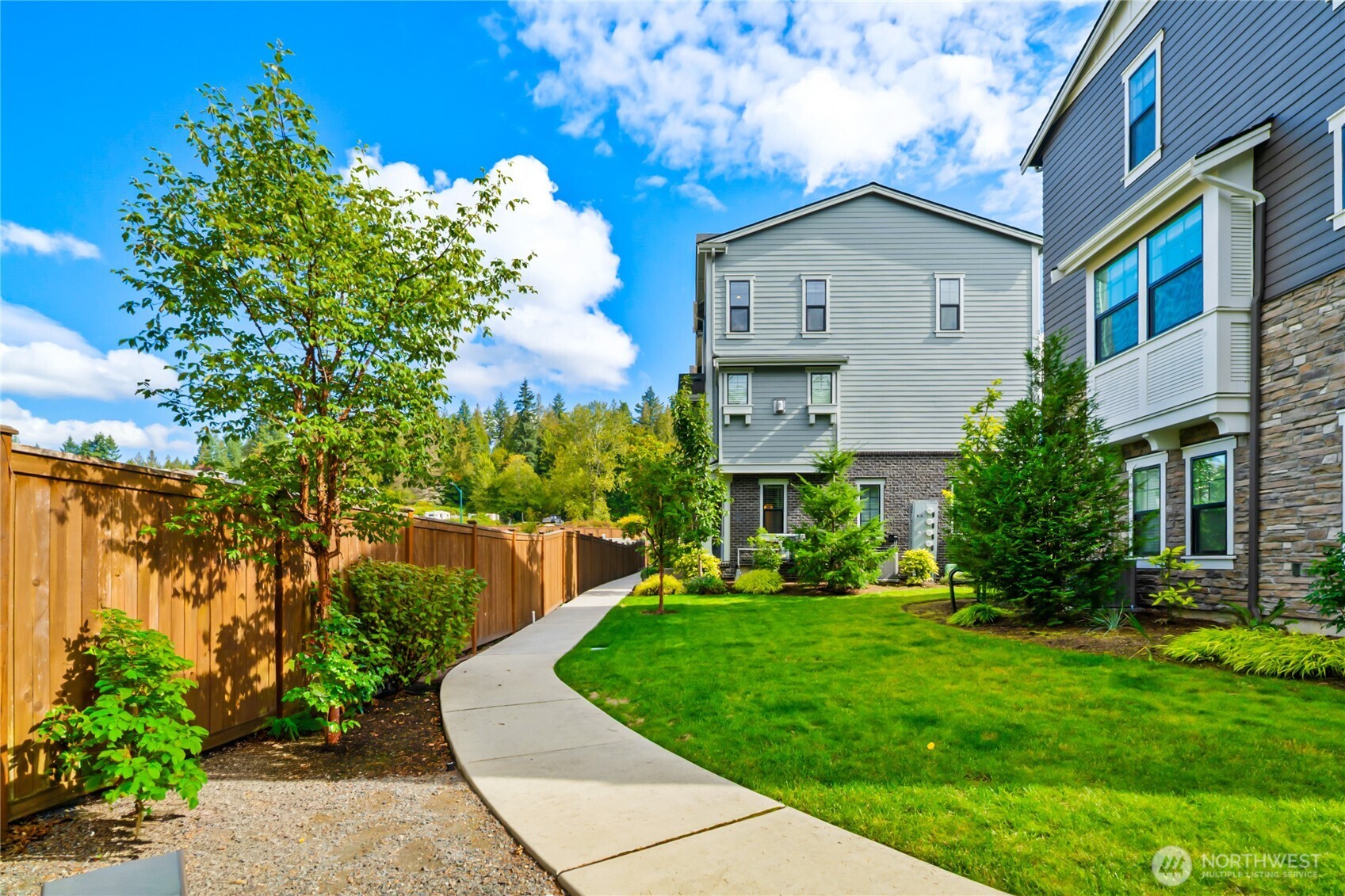 14131 266th Avenue NE #101, Duvall, WA 98019